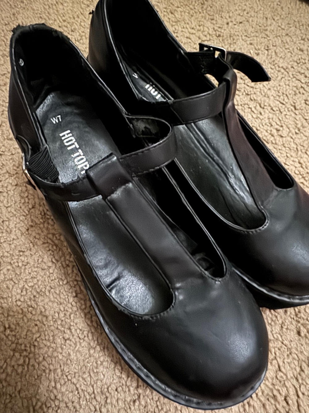 hot topic maryjanes